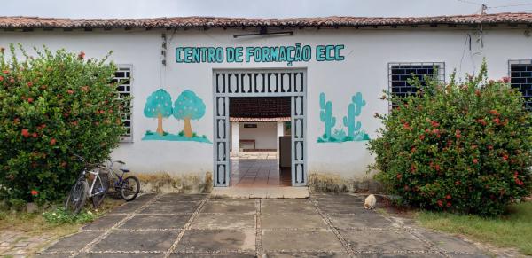 No Centro de Formação ECC, bairro- Oeiras nova, crianças podem sonhar com um futuro melhor em razão a um projeto social.