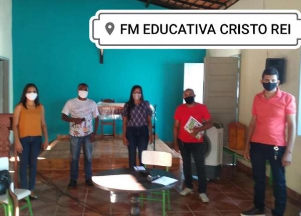 Efades, aulas remotas garantem continuidade em atividades escolares, durante pandemia.