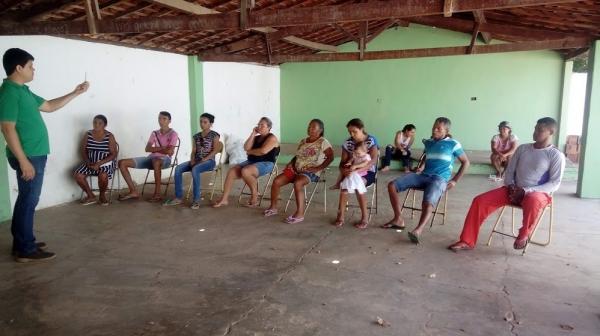 A equipe do CEFAS esteve na comunidade Barreiros município de Colônia - PI realizando capacitação sobre Associativismo.