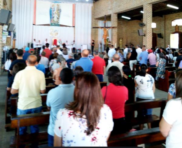 PARÓQUIA 20 ANOS: Confira os noitários da primeira noite de Novena do festejo da Sagrada Família