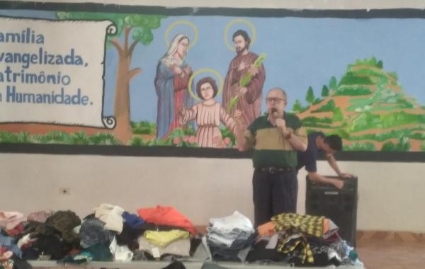 Paróquia Sagrada Família 20 Anos realiza Bazar Solidário para beneficiar famílias carentes em Oeiras