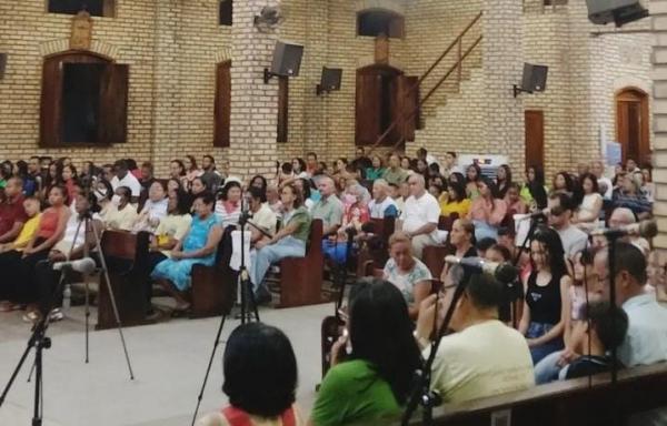 PARÓQUIA 20 ANOS: Confira os noitários da sexta noite de Novena do festejo da Sagrada Família
