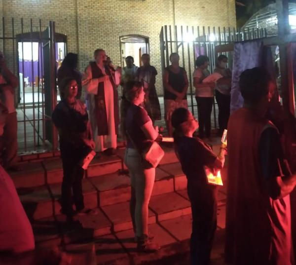 Paróquia da Sagrada Família realiza Via Sacra Itinerante em Oeiras