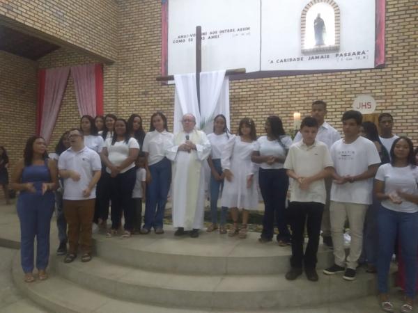 Celebração da Primeira Eucaristia na Igreja de São Vicente na Rodagem de Picos