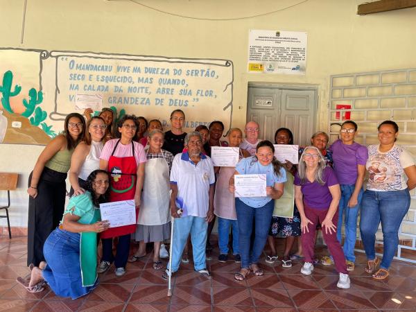 Fundação Dom Edilberto Dinkelborg em parceria com a SASC realiza projeto Cozinha Prática em Oeiras