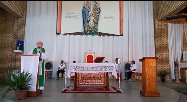 Paróquia da Sagrada Família celebra VIII Dia Mundial dos Pobres