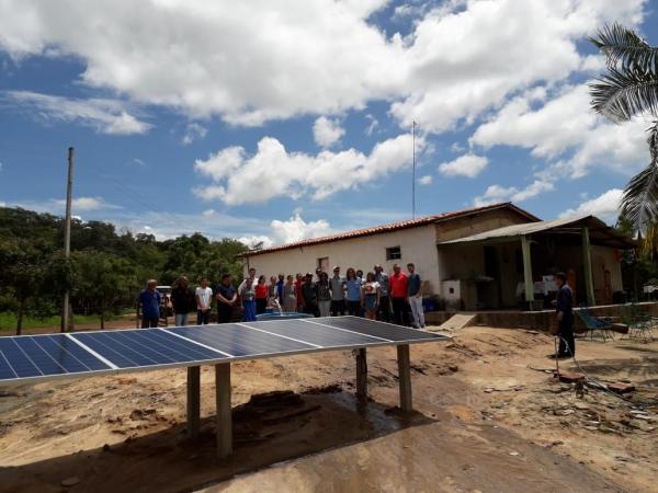 Morro Claro na Zona Rural de Oeiras recebe sistema de bombeamento de água com energia solar