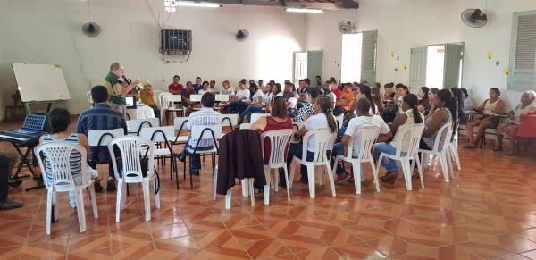 Paróquia da Sagrada Família realiza estudo sobre Campanha da Fraternidade 2019